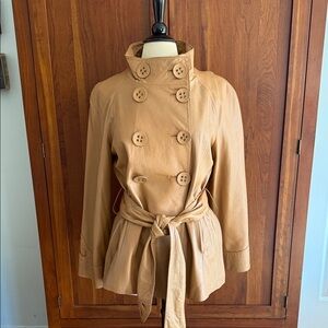 Women's Hayden-Harnett Tan Double-Breasted Trench Jacket